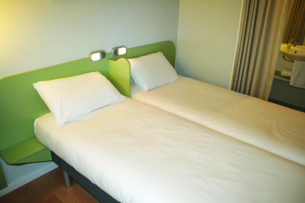 Ibis Budget Saint Pourcain Zimmer foto