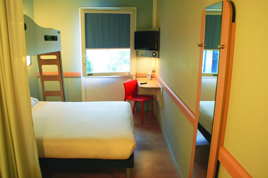 Ibis Budget Saint Pourcain Zimmer foto